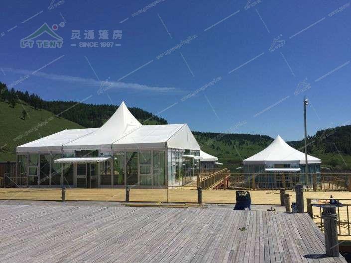 尖顶酒店篷房